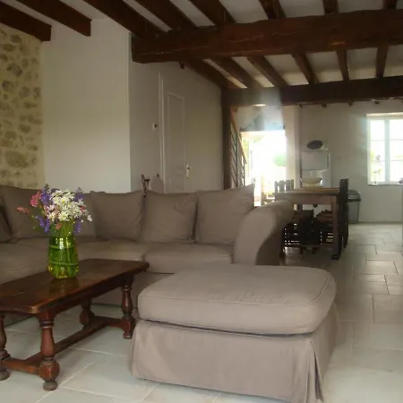 Gite Renove, Draps Inclus, Terrasse, Salle De Jeux, Poele, Wifi, Animaux Ok, Parking, Campagne Calme - Fr-1-489-410 *